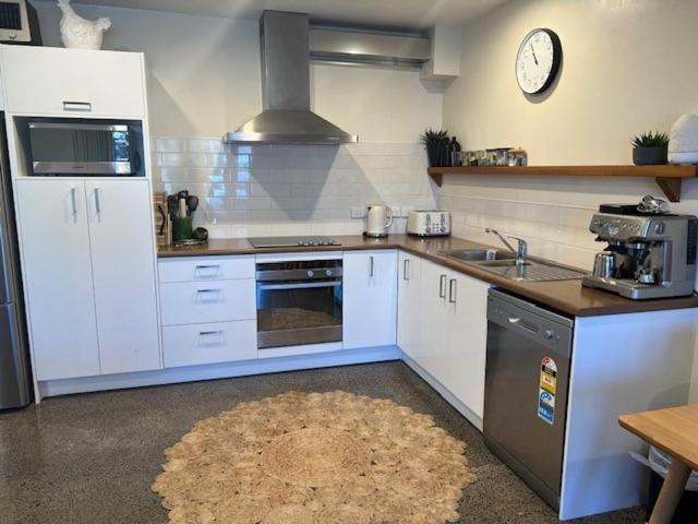 Longitude Apartments Raglan Eksteriør bilde